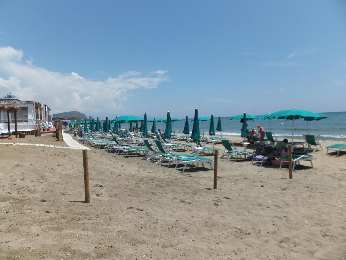 Aparthotel Complesso Riva Di Badino Terracina Exteriér fotografie