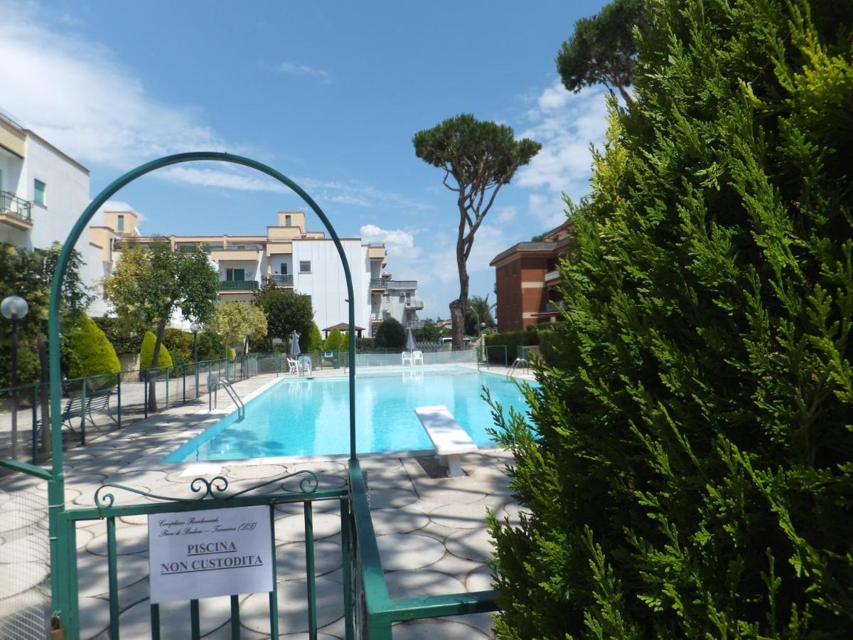 Aparthotel Complesso Riva Di Badino Terracina Exteriér fotografie