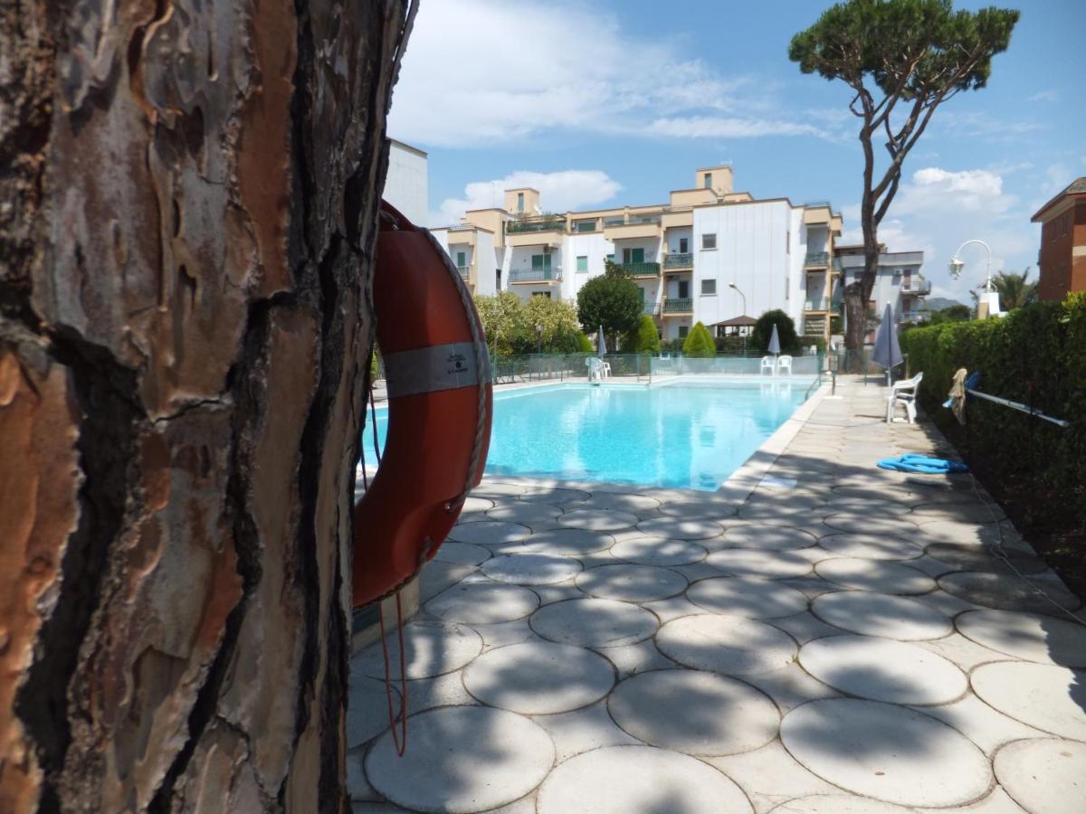 Aparthotel Complesso Riva Di Badino Terracina Exteriér fotografie